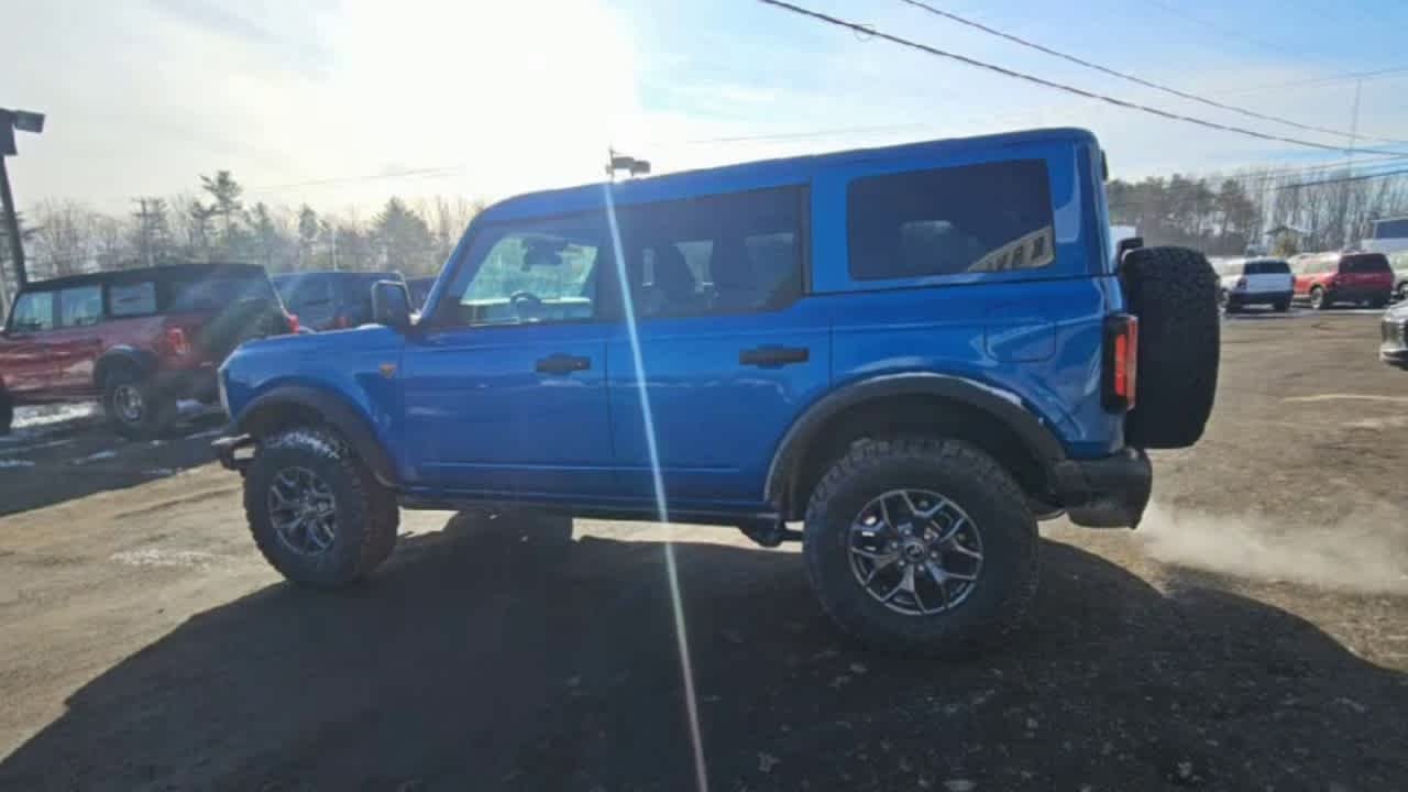 New 2025 Velocity Blue Metallic Ford Badlands image 7