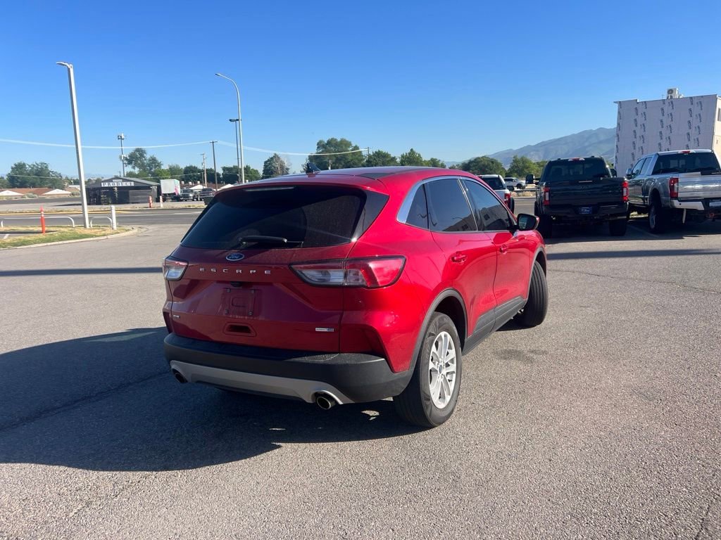 Used 2020 Red Metallic Ford SE image 6