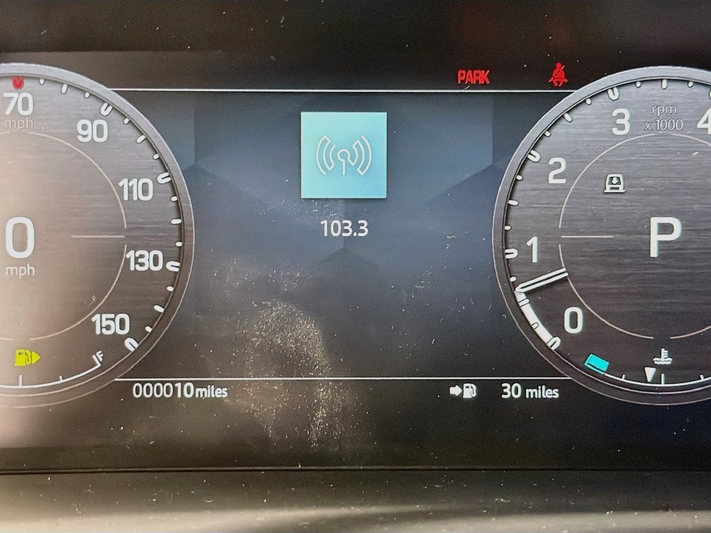 New 2026 Fuji White Land Rover X-Dynamic SE image 12