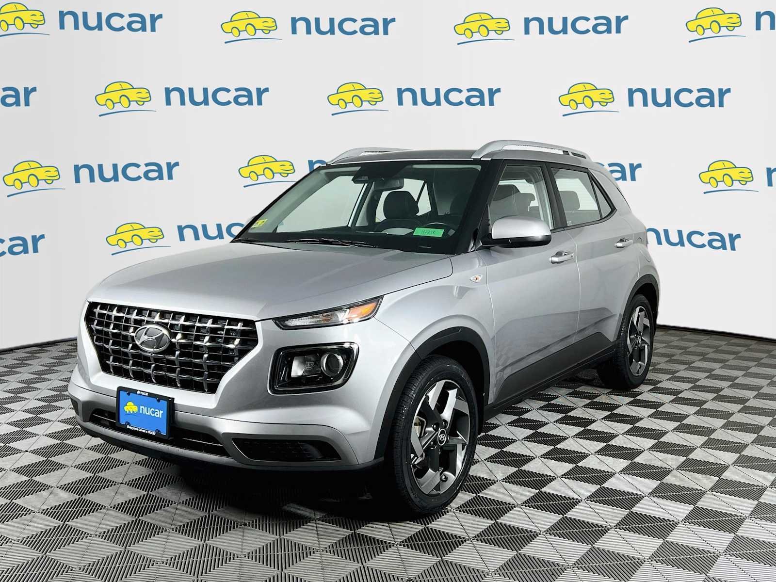 Used 2025 Shimmering Silver Hyundai SEL image 3