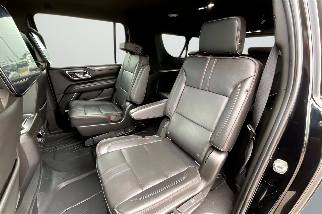 Used 2021 Black Chevrolet RST image 18