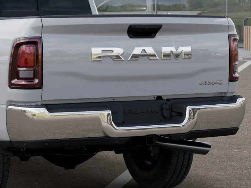 New 2026 Bright White Clear-Coat Exterior Paint RAM Tradesman image 39