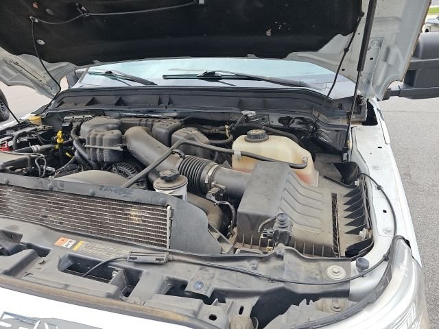 Used 2016 White Ford Lariat image 21