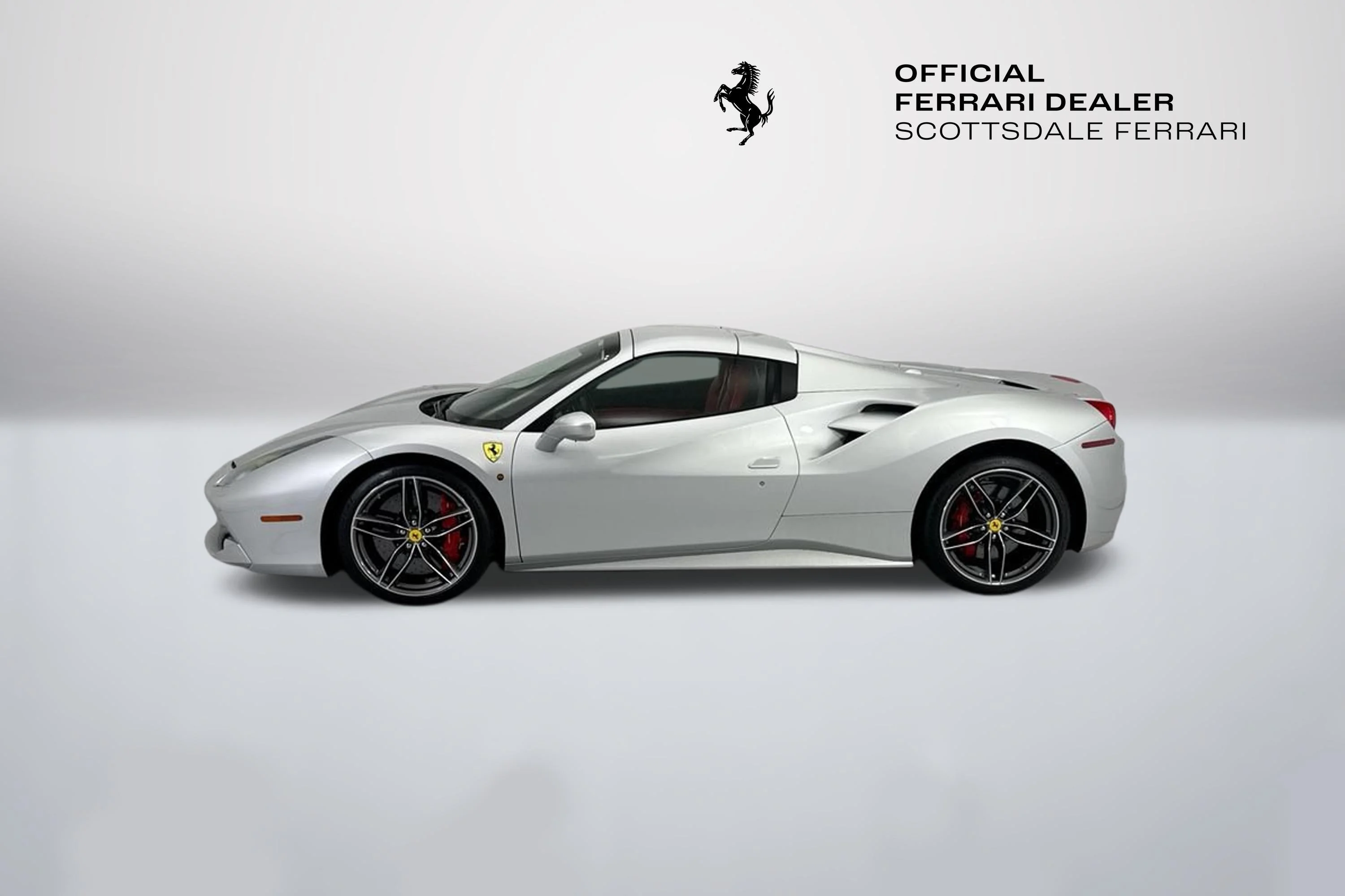 Used 2018 Argento Nurburgring Ferrari  image 16