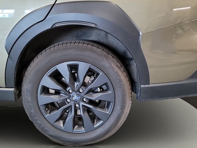 Certified Used 2023 Green Metallic Subaru Onyx Edition image 29