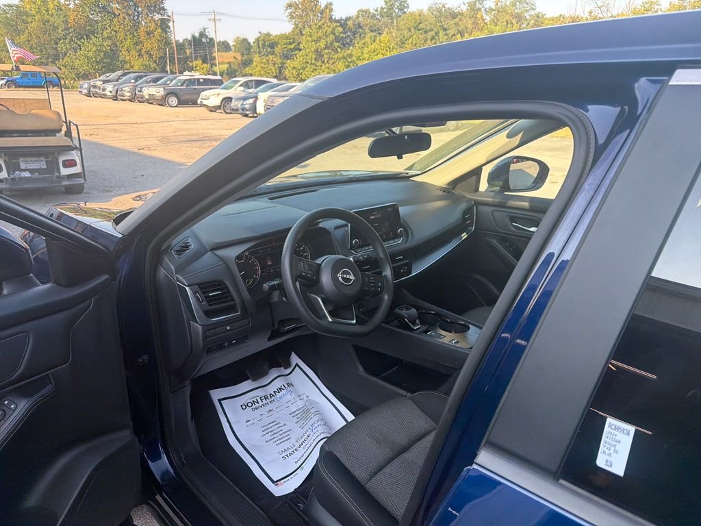 Used 2024 Blue Nissan SV image 15