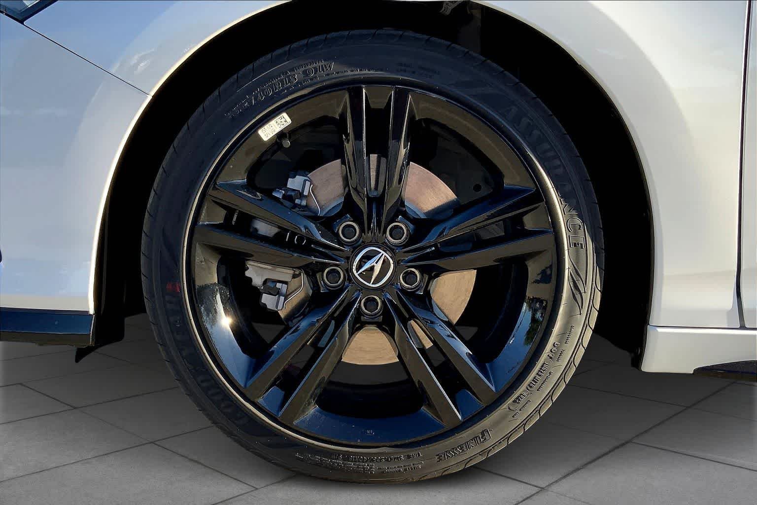 New 2026 Platinum White Pearl Acura w/A-Spec Technology Package image 9