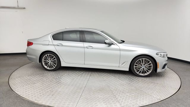 2019 BMW 5 Series 530i - Photo 9