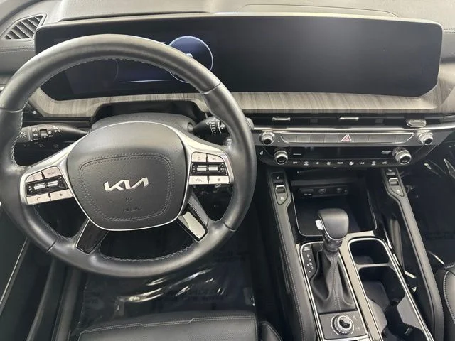 Used 2024 Green Kia SX-Prestige image 24