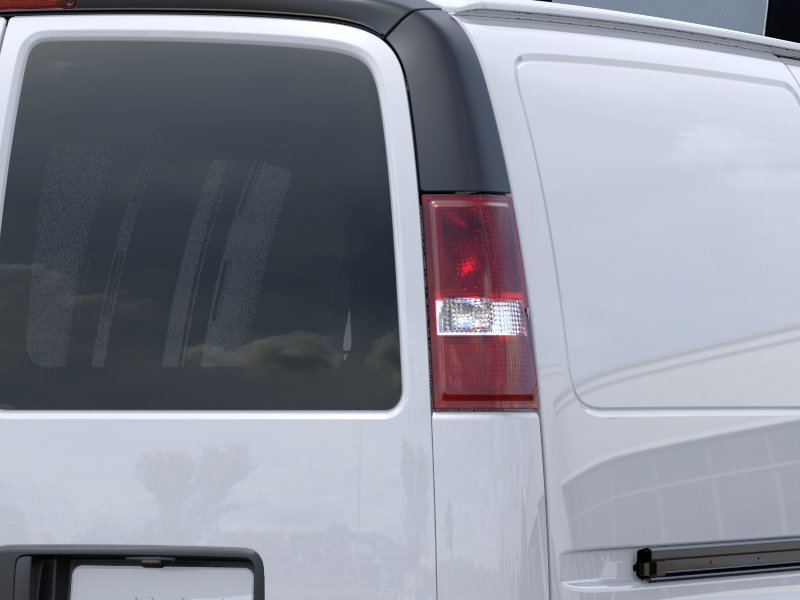 New 2026 Summit White GMC Work Van image 11