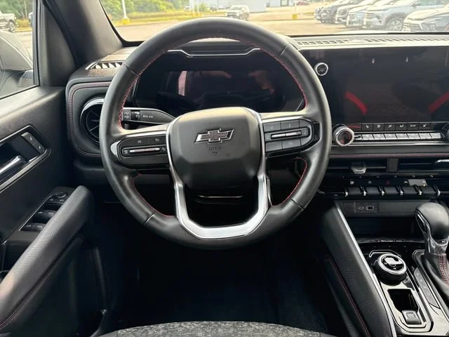 Used 2025 Summit White Chevrolet Z71 image 16