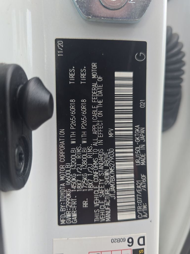 Used 2021 White Lexus 460 image 26