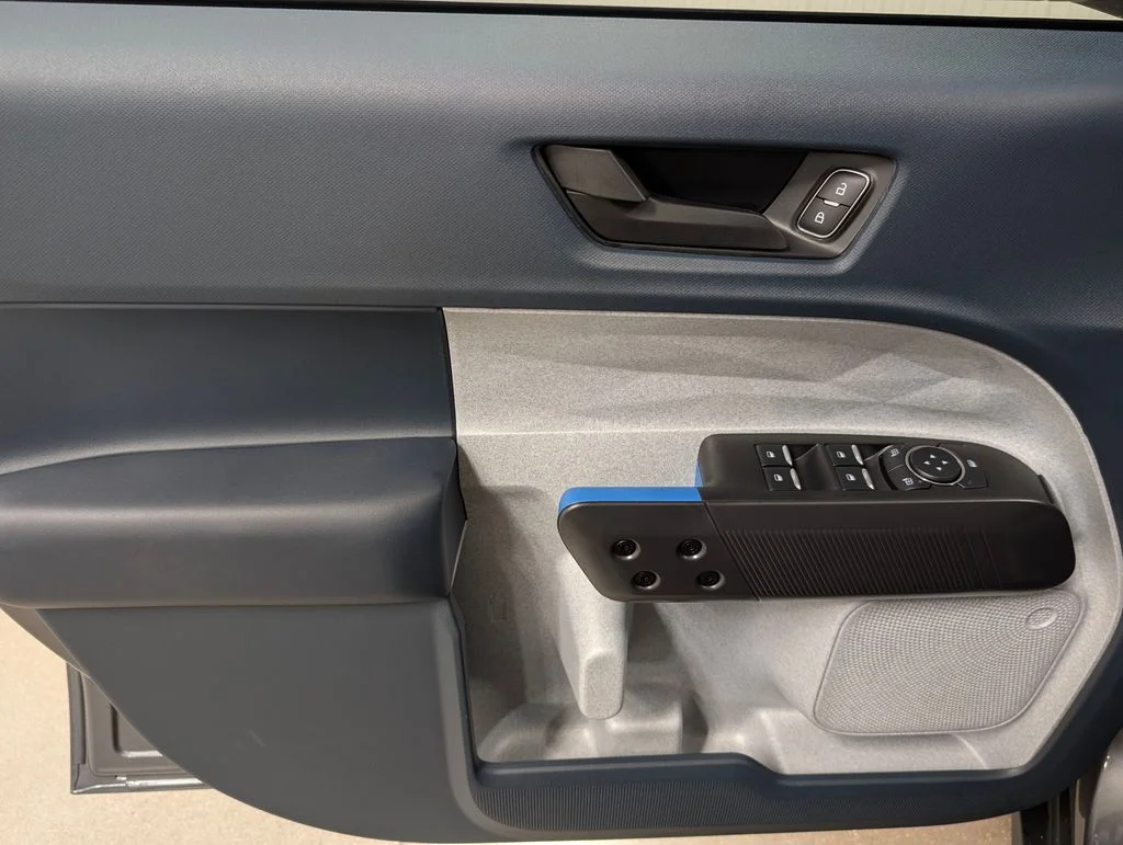 New 2026 Carbonized Gray Metallic Ford XLT image 12