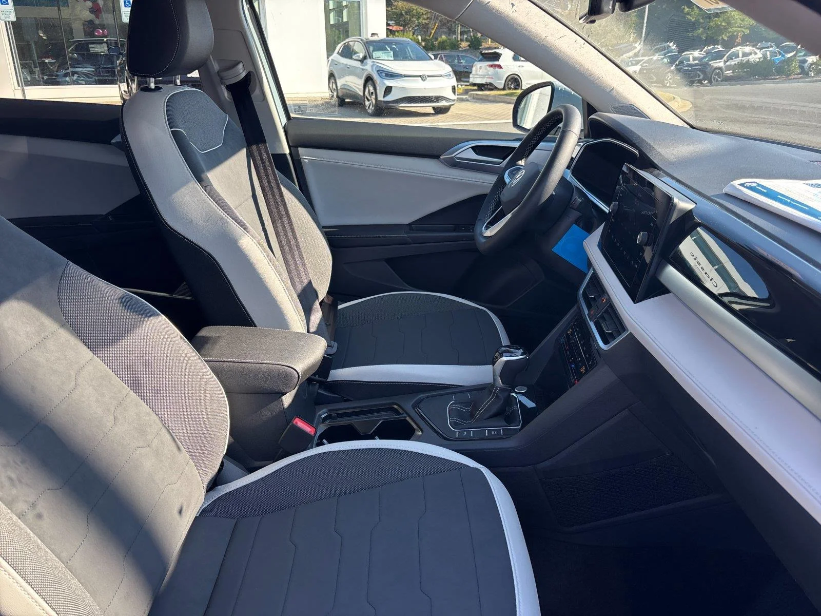 New 2027 Monument Gray Volkswagen SE image 38