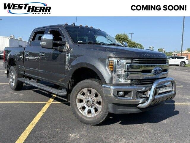 Used 2019 Magnetic Ford LARIAT image 1