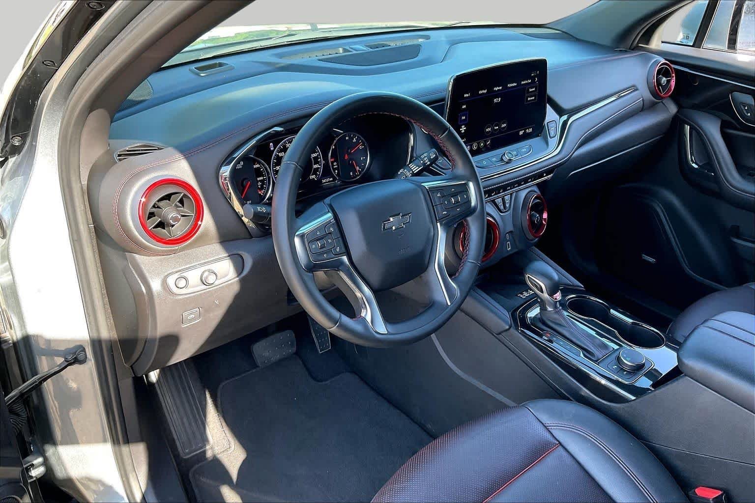 Used 2025 Sterling Gray Metallic Chevrolet RS image 17
