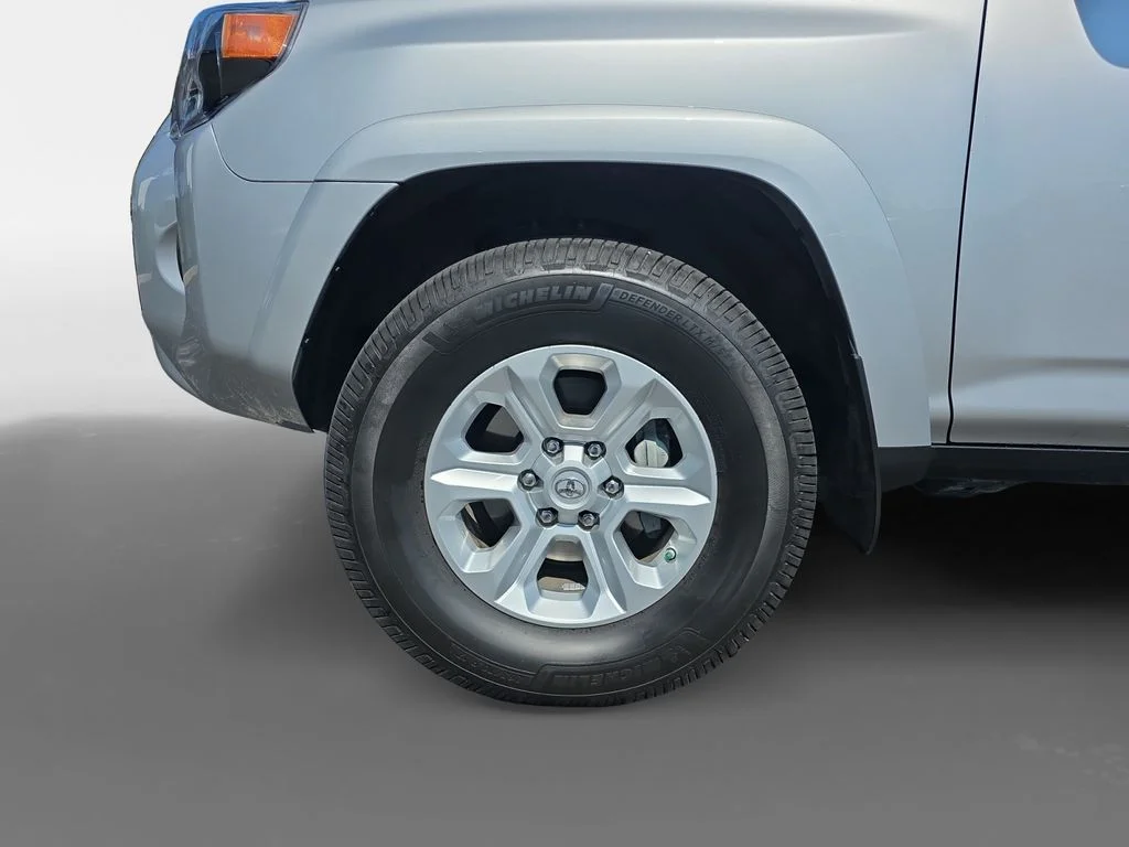 Used 2021 Classic Silver Metallic Toyota SR5 Premium image 14
