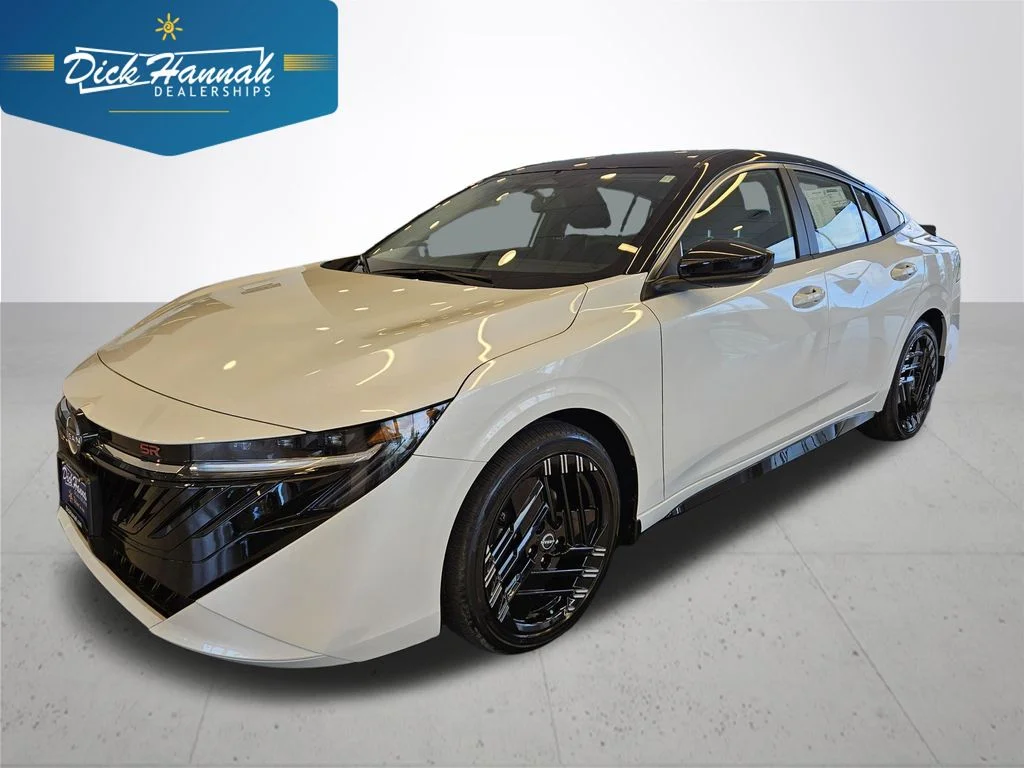 2026 Nissan Sentra SR CVT's photo