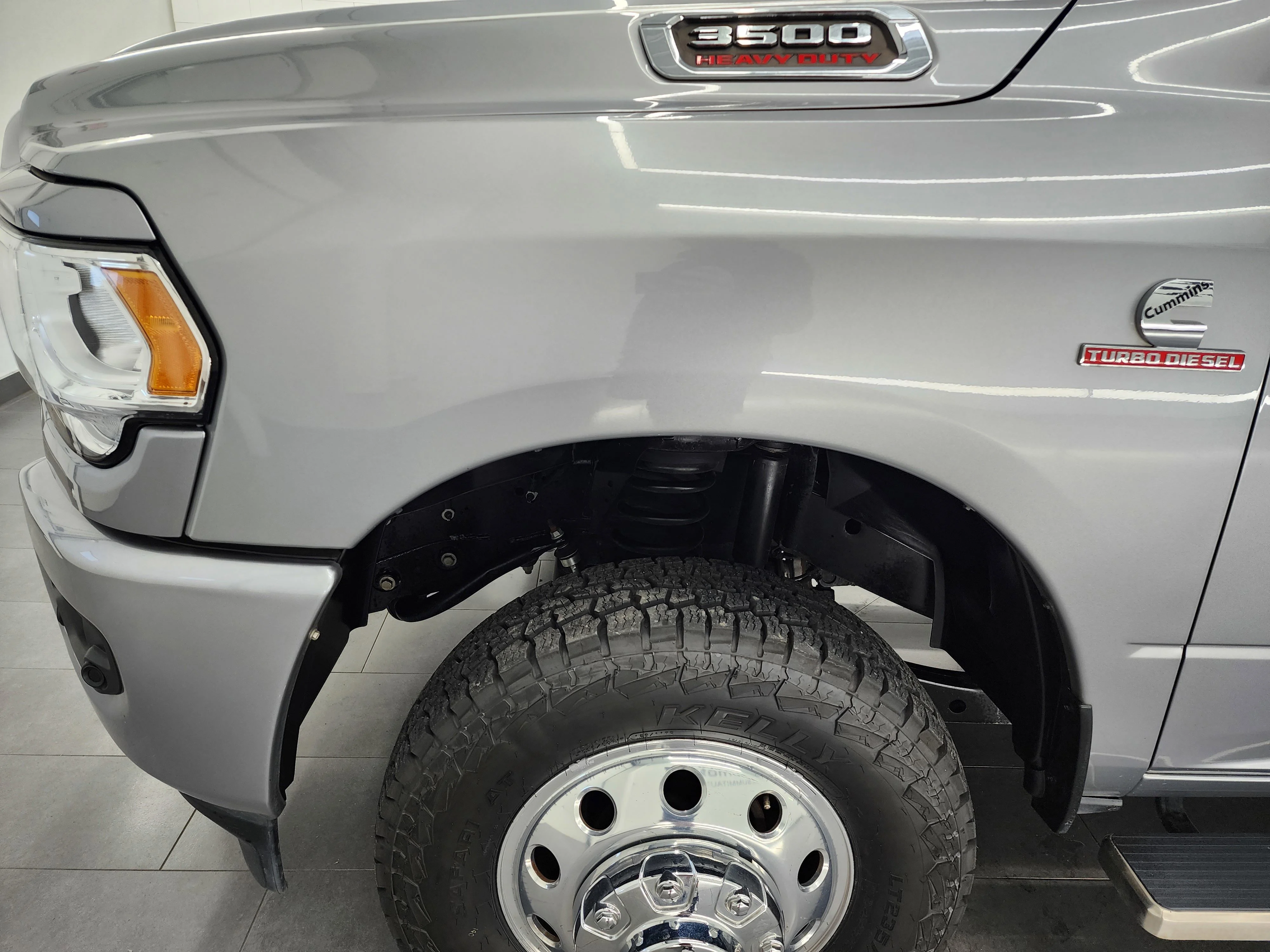 Used 2022 Billet Silver Metallic Clearcoat Ram Big Horn image 34