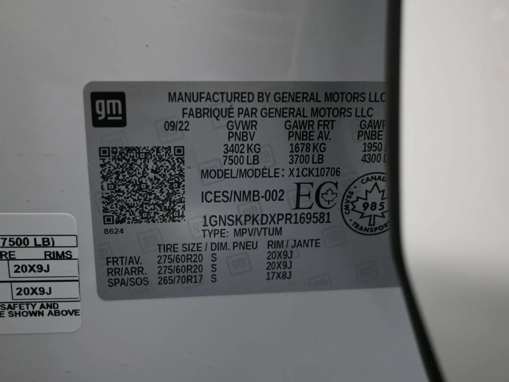 Used 2023 White Chevrolet Z71 image 61