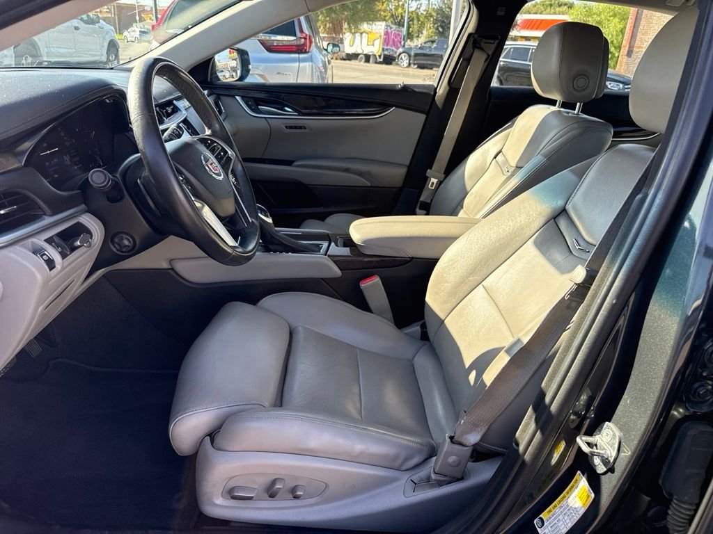 Used 2014 Gray Cadillac Luxury image 10