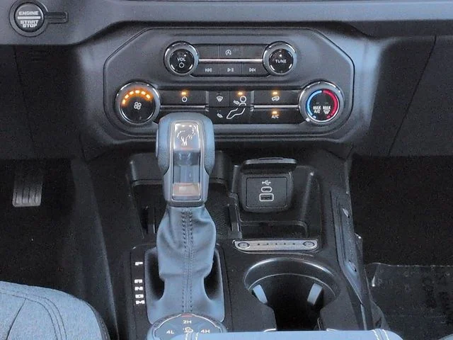 New 2026 Avalanche Gray Ford Base image 19