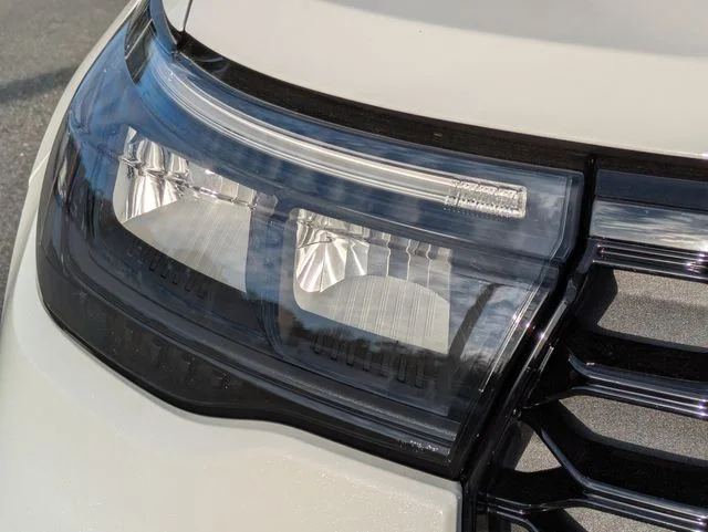 New 2026 Star White Metallic Tri-Coat Ford ST image 10