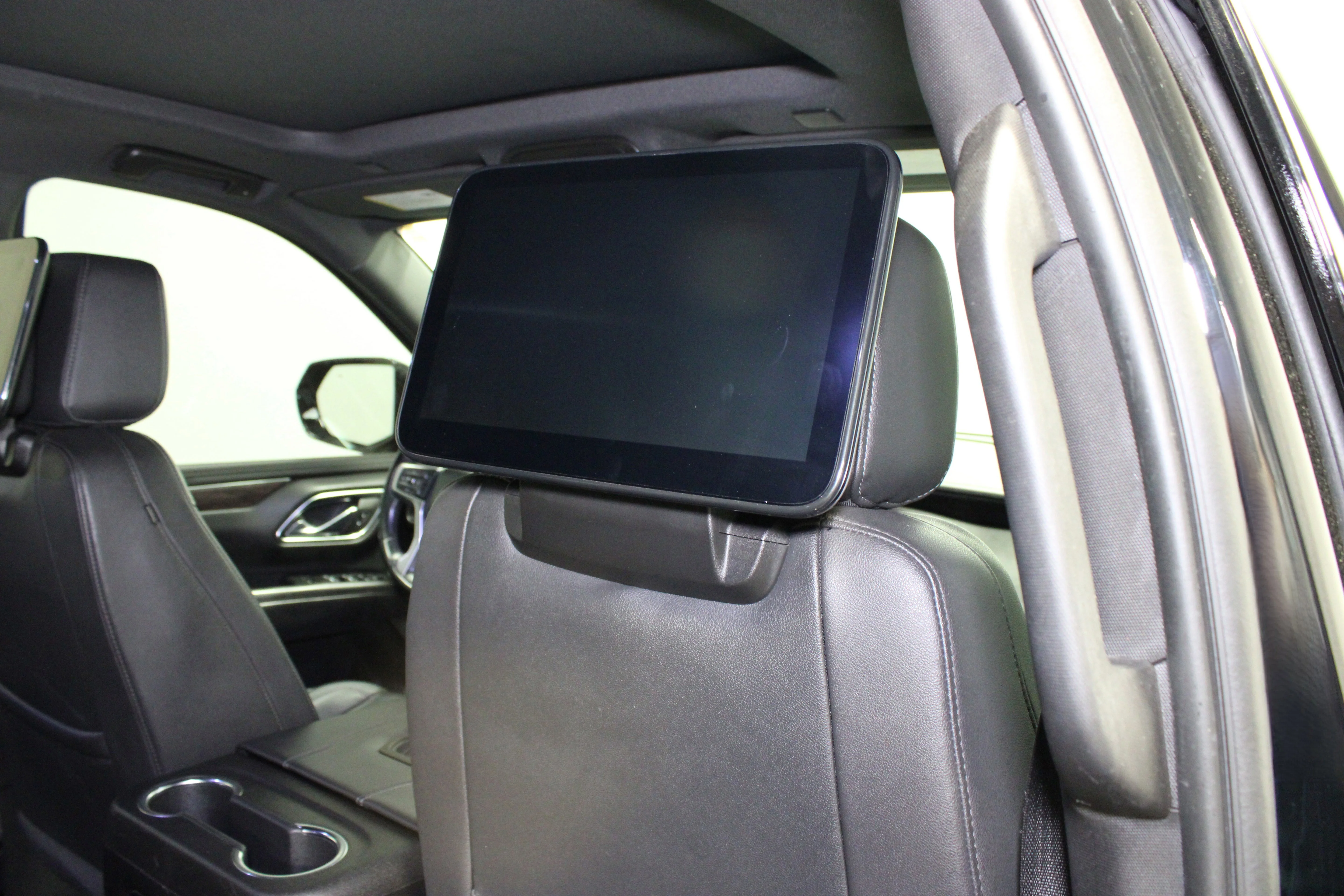 Used 2024 Black Chevrolet Z71 image 19