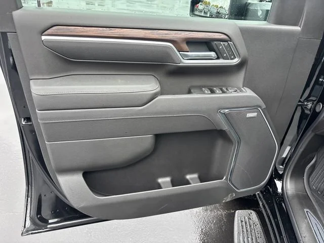 New 2026 Onyx Black GMC SLT image 12