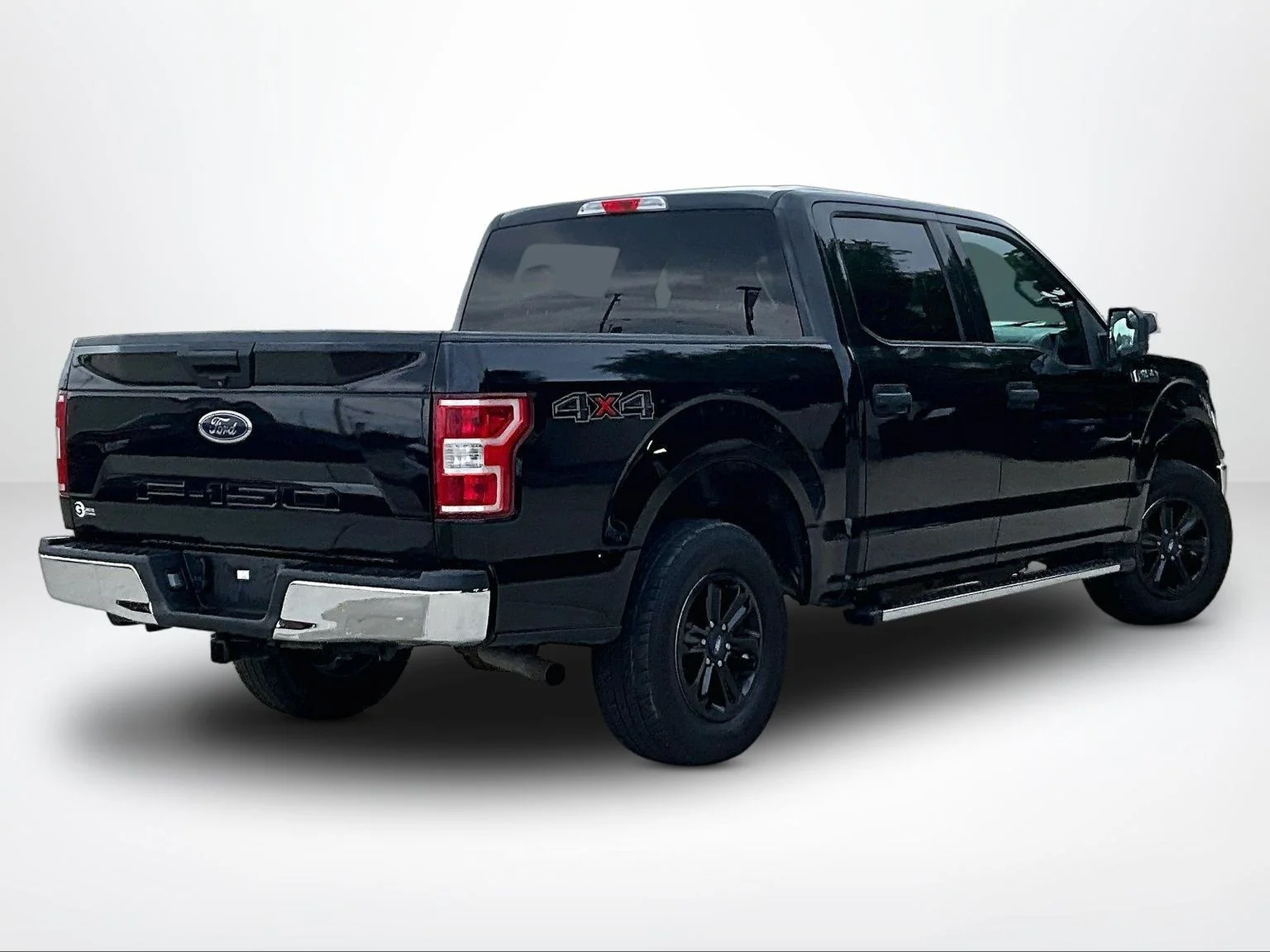 Used 2018 Black Ford XLT image 3
