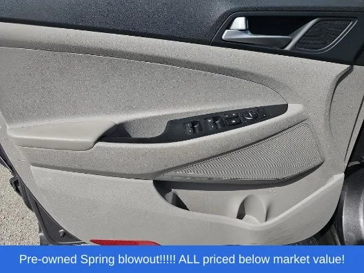 Used 2020 Gray Hyundai Value image 15