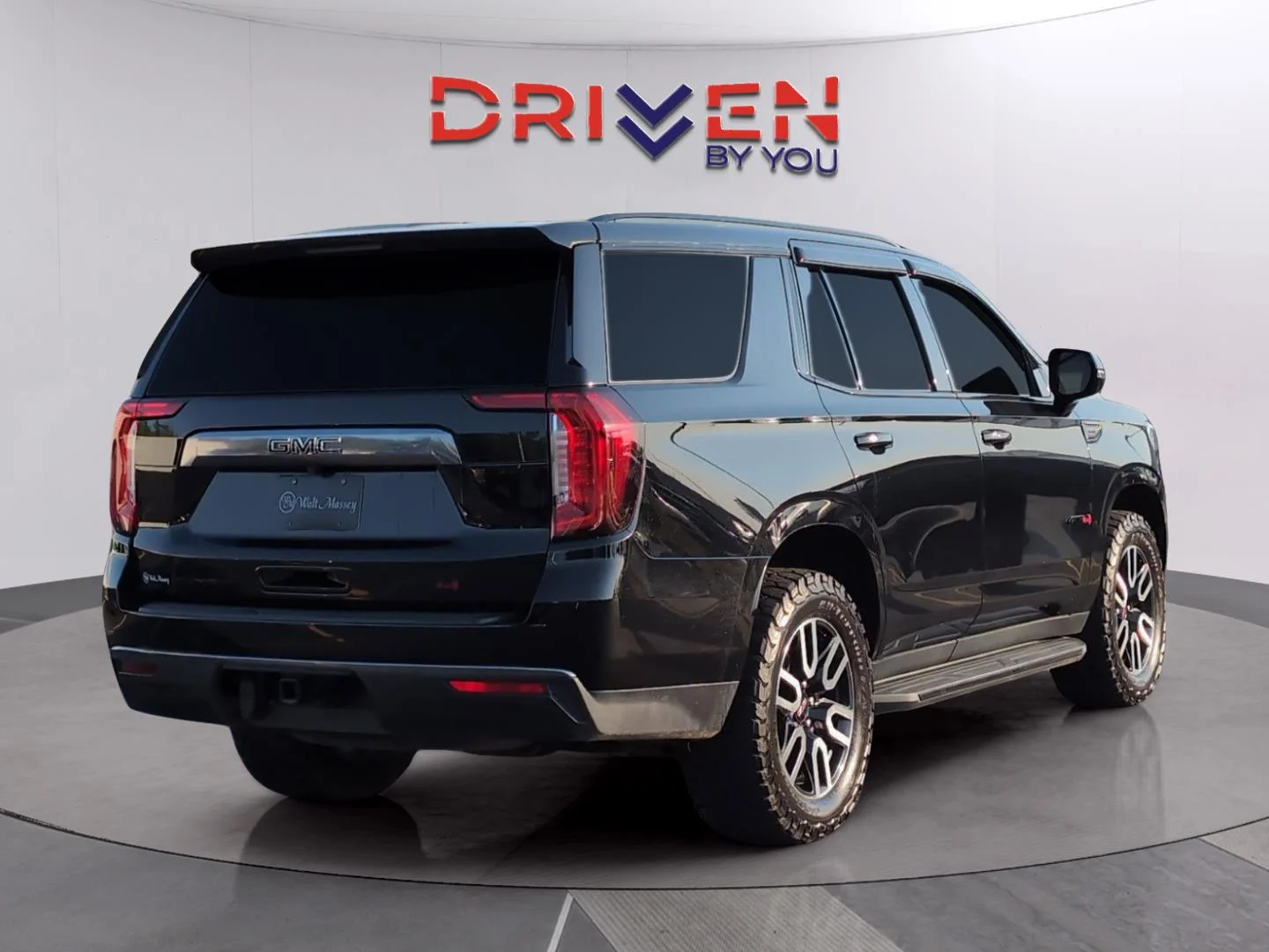 Used 2023 Onyx Black GMC AT4 image 5