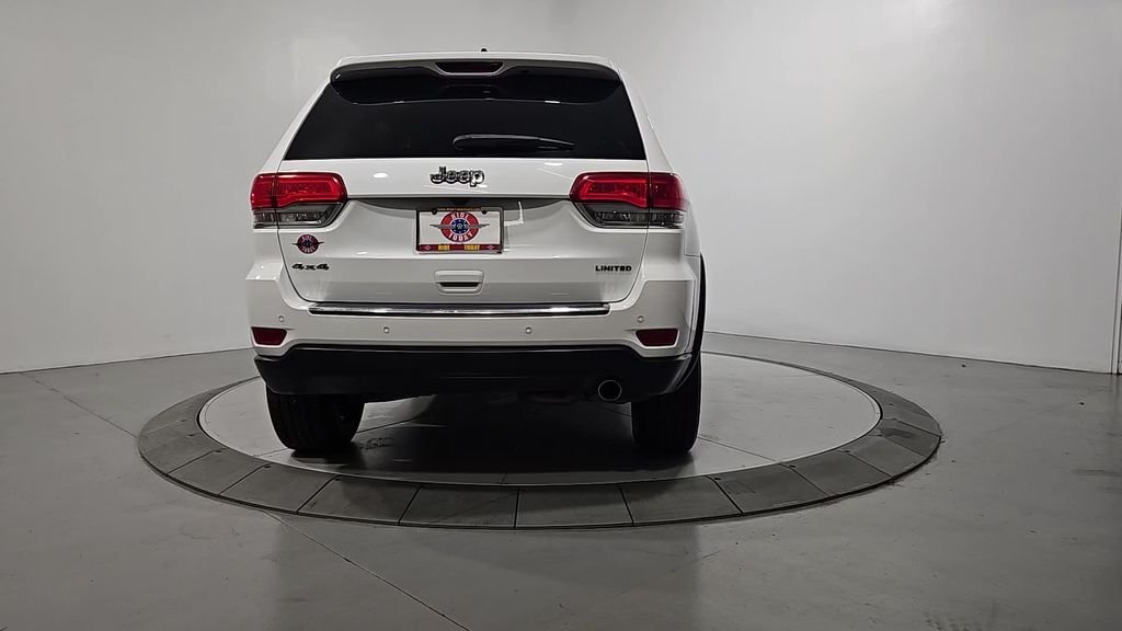 Used 2016 White Jeep Limited image 4