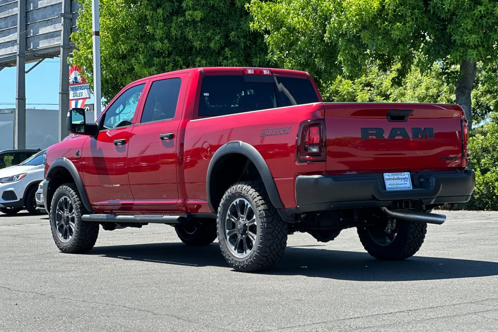 New 2026 Molten Red Pearl-Coat Exterior Paint RAM Warlock image 6