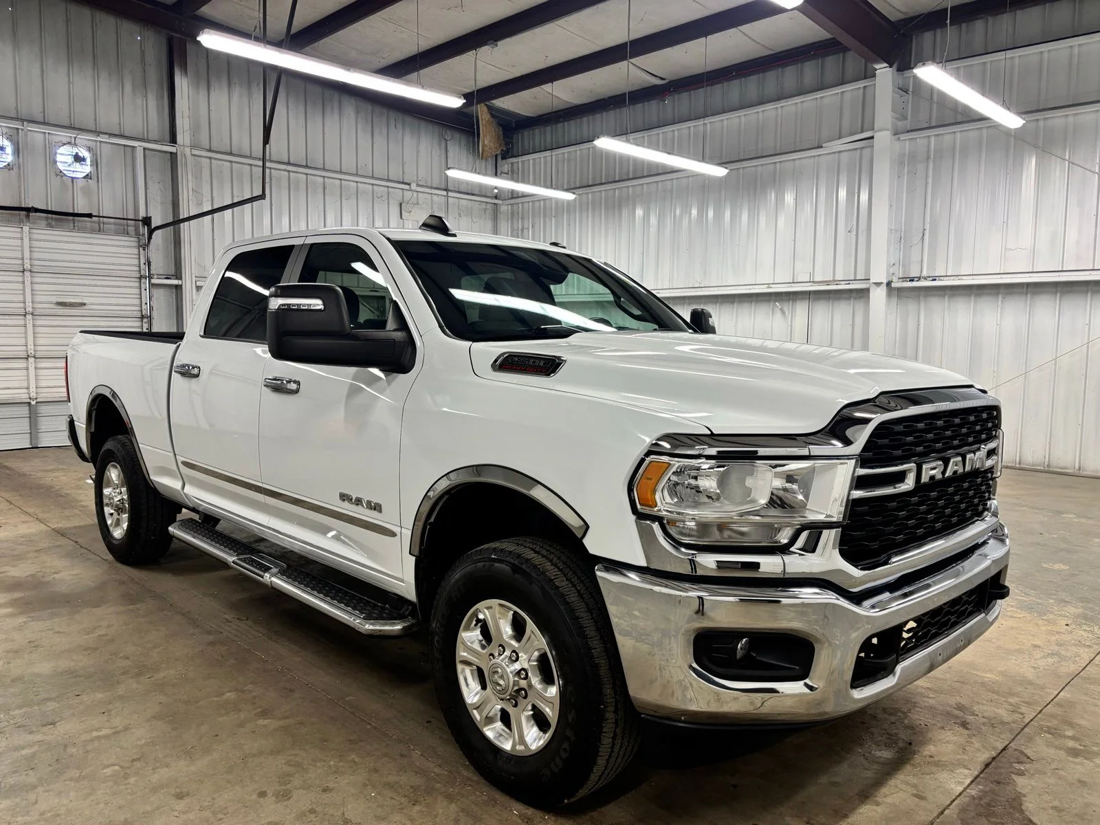 2023 RAM 2500 Big Horn 4X4 Crew Cab SWB's photo