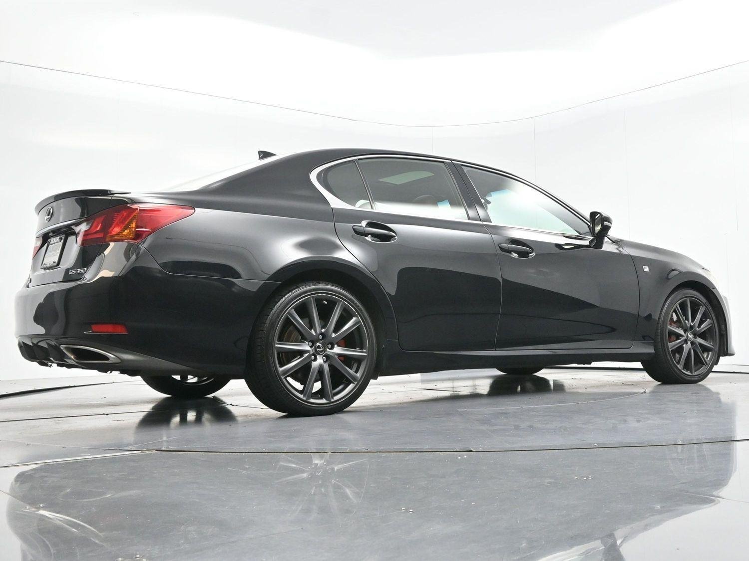 Used 2015 Ultra White Lexus Crafted Line image 49
