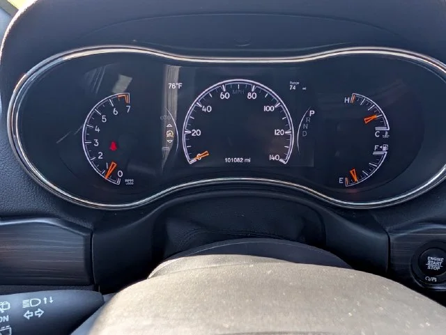 Used 2020 White Jeep Altitude image 15