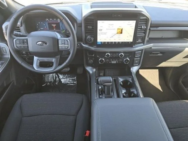 2025 Ford F-150 XLT - Photo 23