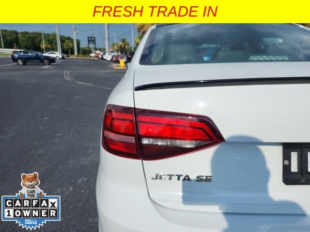 Used 2018 White Volkswagen 1.8T SE Sport image 26