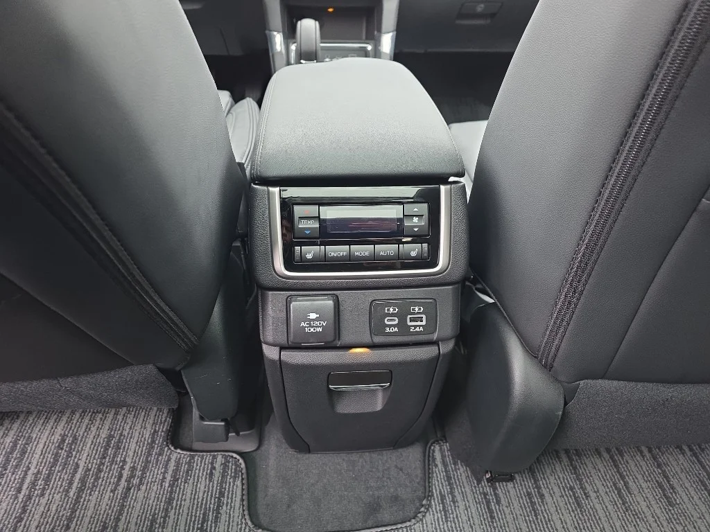 2026 Subaru Ascent Onyx Edition-Touring - Photo 10