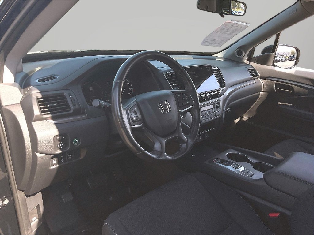 Used 2025 Black Honda Sport image 19
