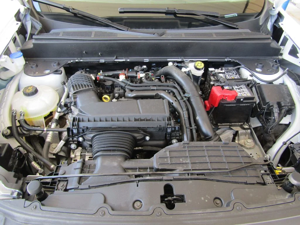 Used 2025 White Ford Lariat image 34