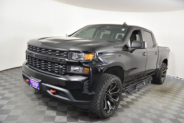 Used 2022 Black Chevrolet Custom image 4