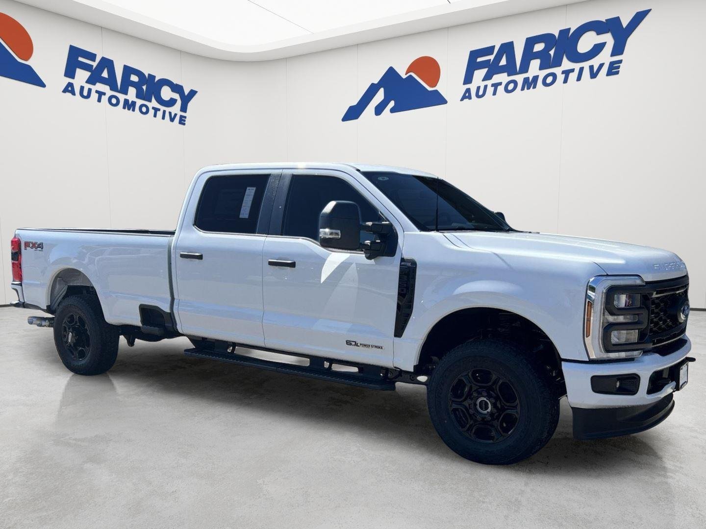 New 2026 Oxford White Ford XL image 3