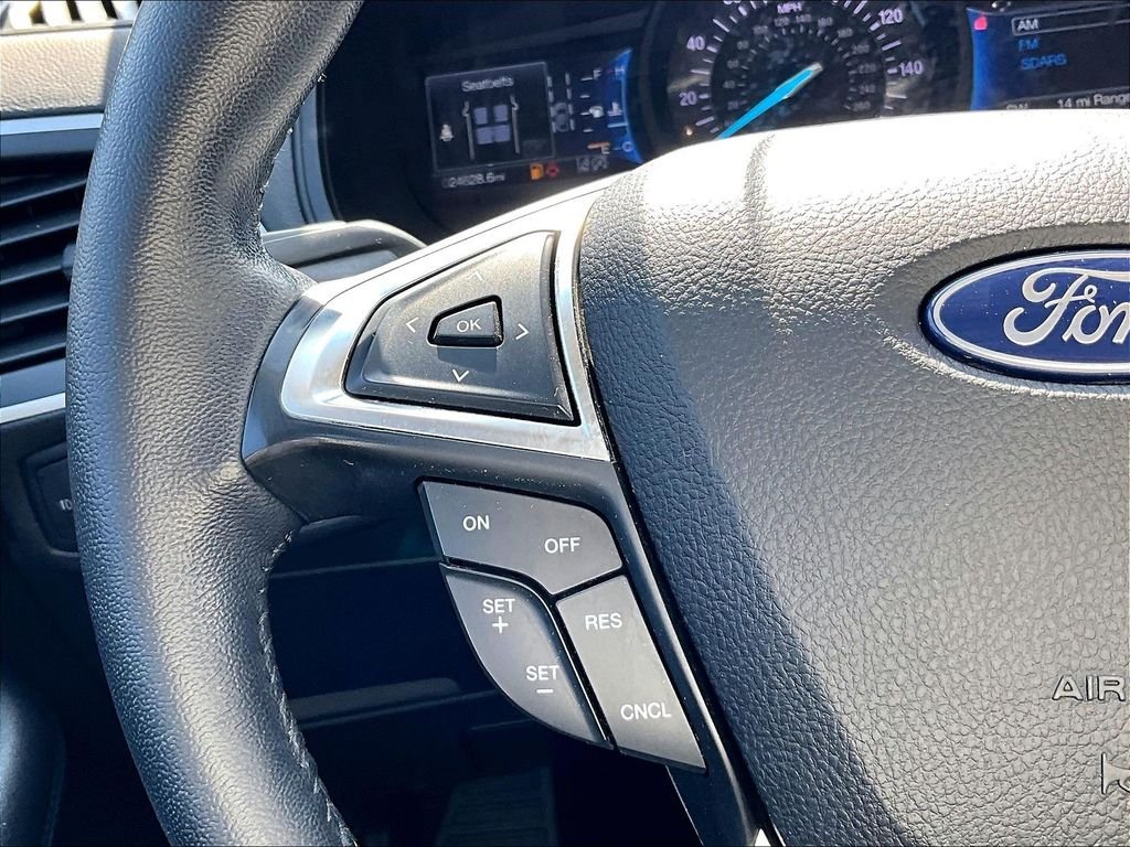 Used 2022 Green Ford SEL image 23