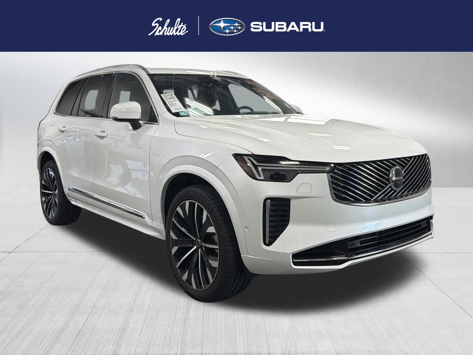 2025 Volvo XC90 B6 Plus Bright 7-Seater 4WD's photo