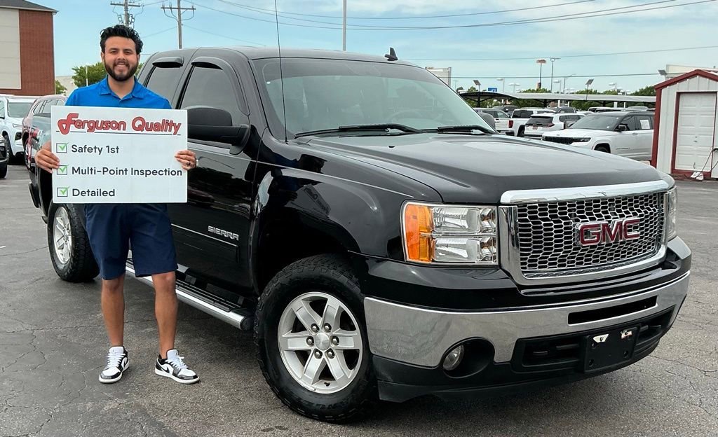 2011 GMC Sierra's photo