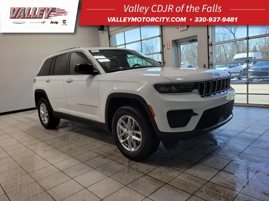 New 2026 Bright White Clearcoat Jeep Laredo X image 1