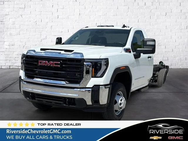 2026 GMC Sierra 3500 HD Chassis Cab Pro