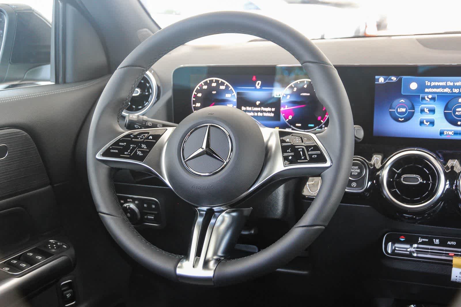 New 2026 Night Black Mercedes-Benz GLA 250 image 15